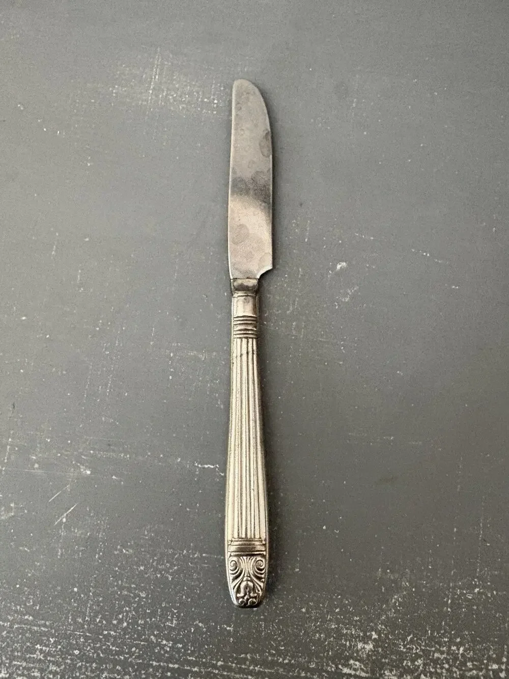 Harmony House Danish Queen Silverplate Dinner Knife Wallace Sears 1944
